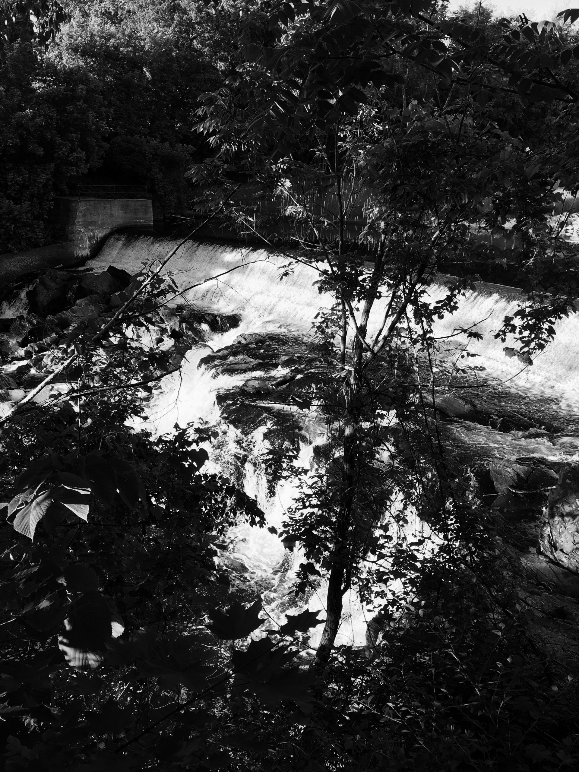Black and white landscape photograph by Paul Haake